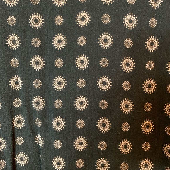 Boho balloon sleeve top - Picture 3 of 3